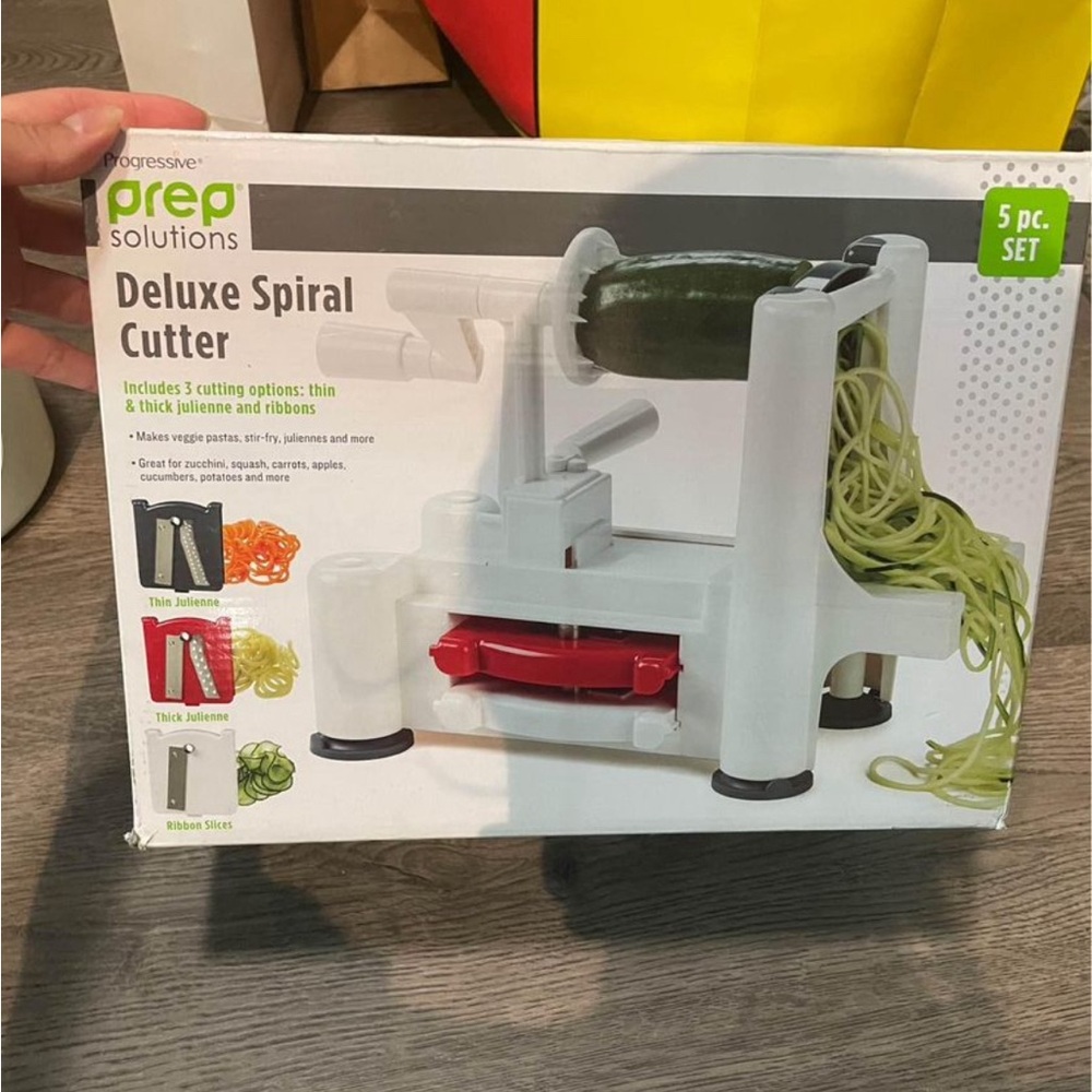 Kitchen Spiral Cutter